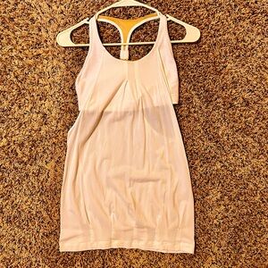 Lululemon Athletica White Practice Freely Tank Top with built in bra